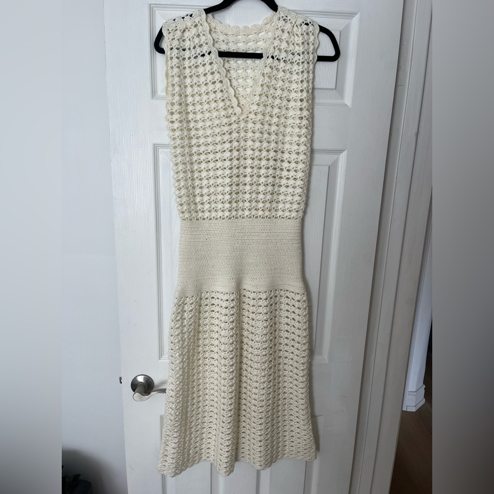 Elegant Cream Knit Dress